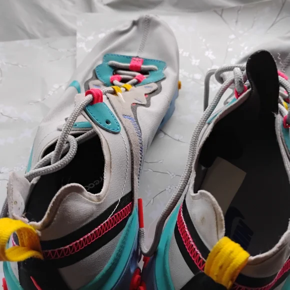 Nike Kids Multicolor Athletic Shoes - Picture 4 of 6